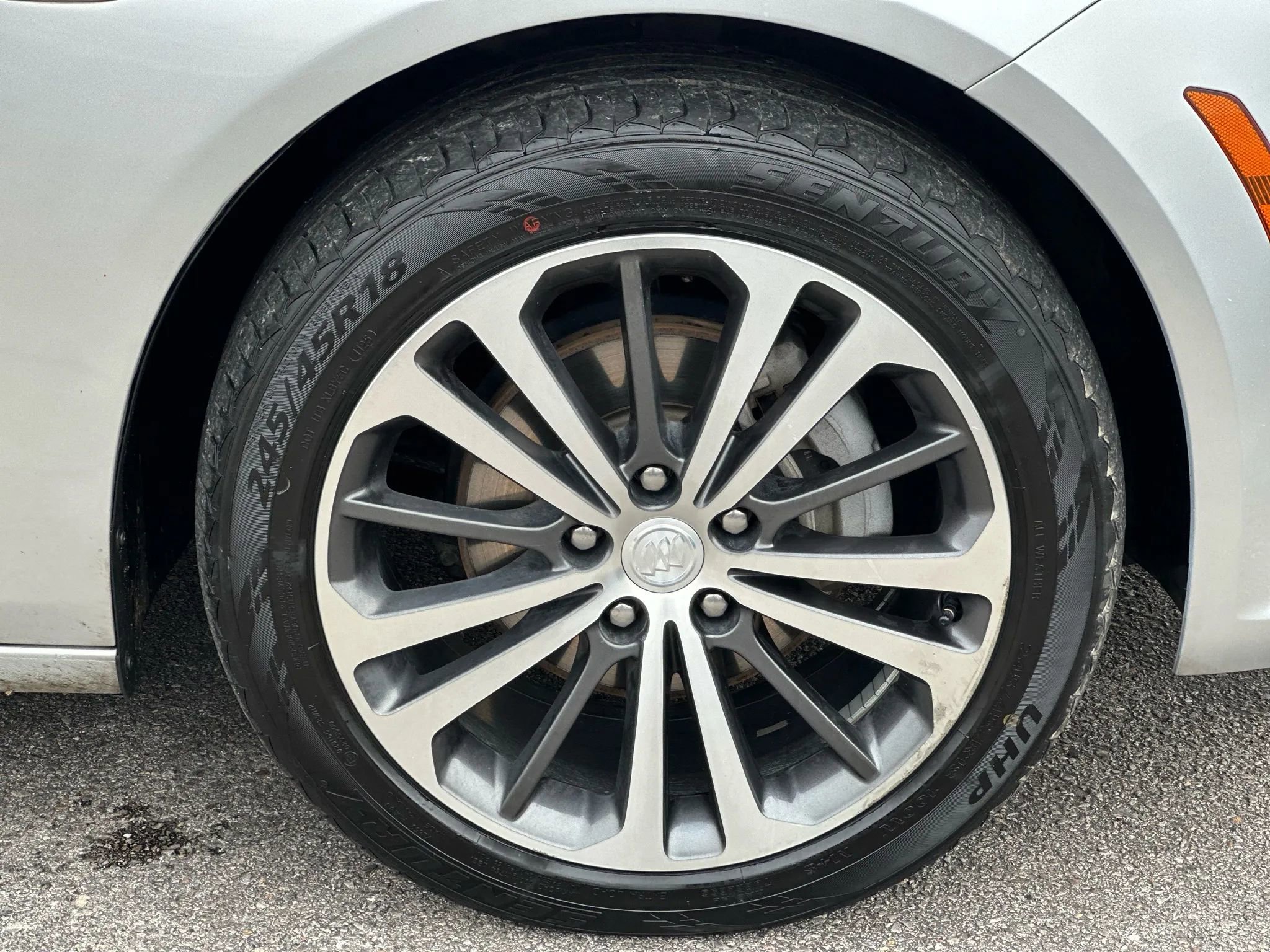 Used 2018 Buick Regal Essence image 26