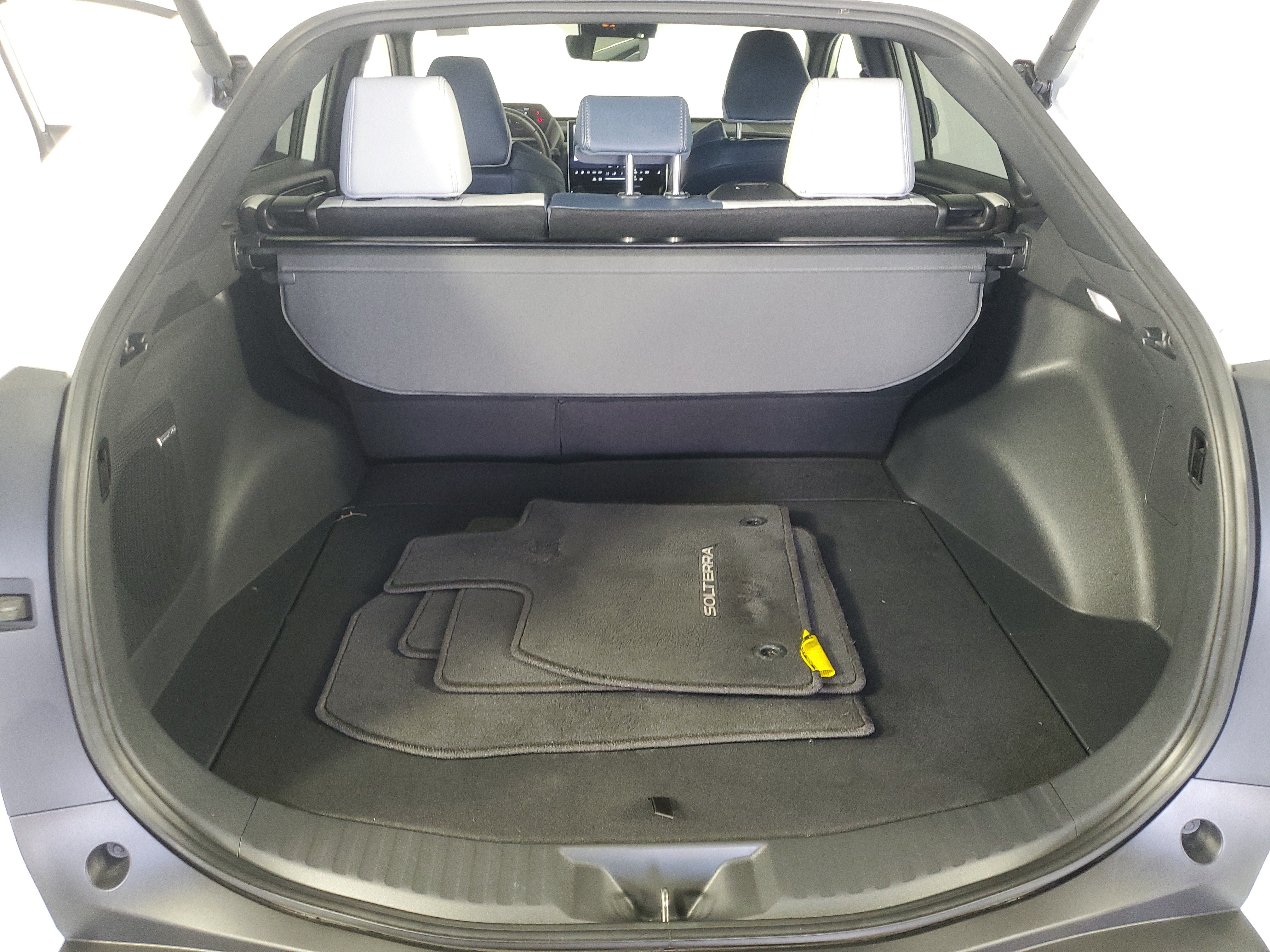 Used 2023 Subaru Solterra AWD image 30