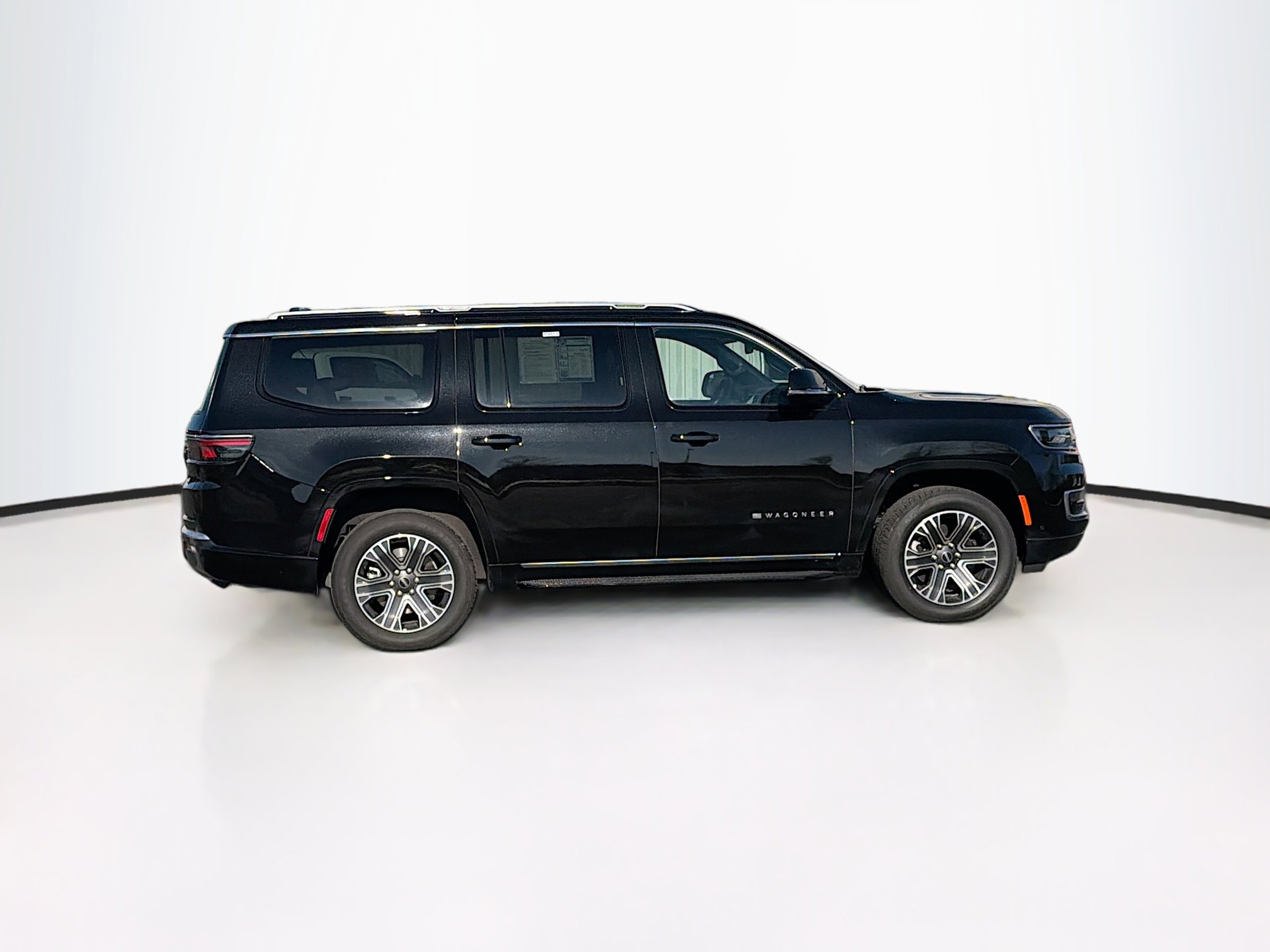 Used 2025 Jeep Wagoneer Series II image 9