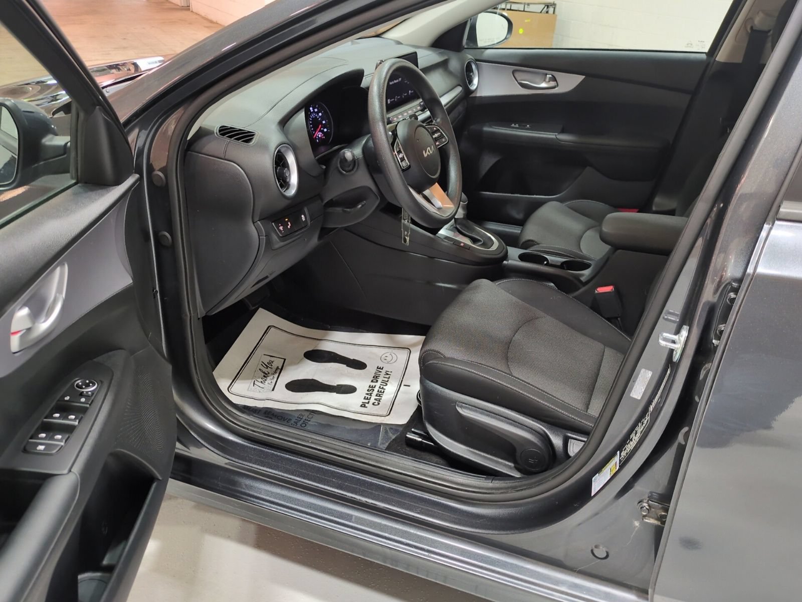 Certified 2024 Kia Forte LXS w/ LXS Technology Package FWD image 15