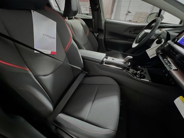 New 2026 Toyota Prius Plug-In Hybrid FWD image 28