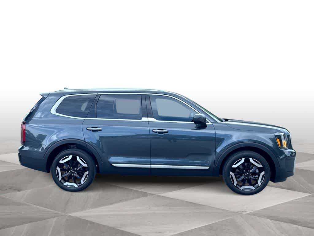 Certified 2024 Kia Telluride S FWD image 9