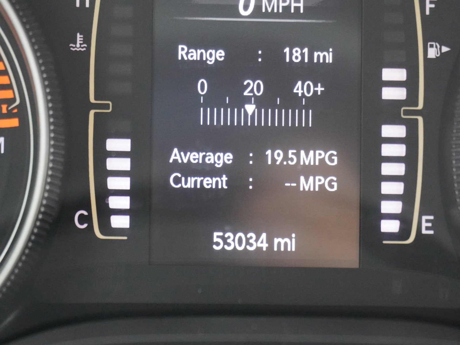 Used 2019 Jeep Cherokee Latitude Plus w/ Comfort/Convenience Group AWD/4WD image 22