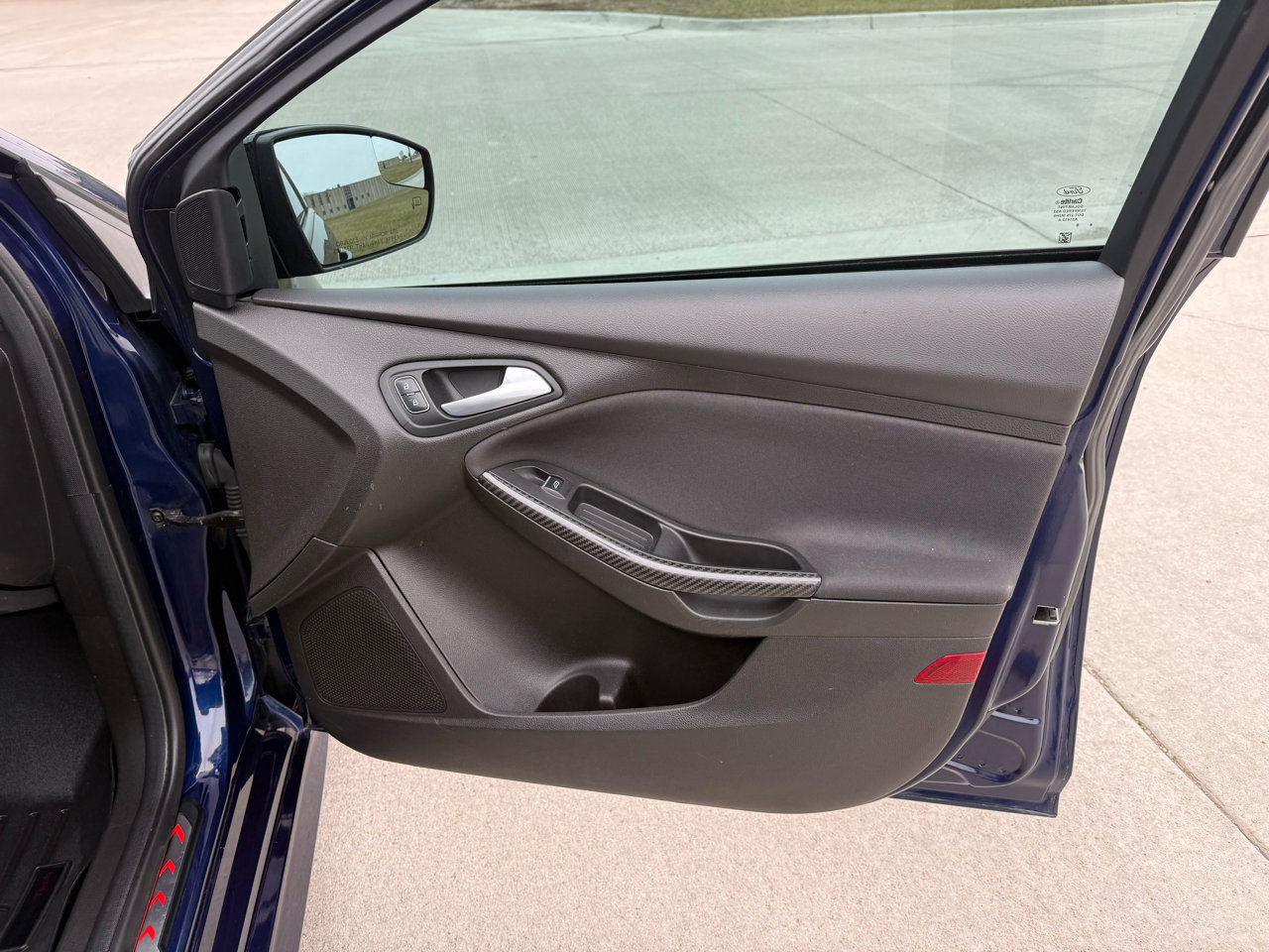 Used 2016 Ford Focus ST w/ Equipment Group 401A image 31