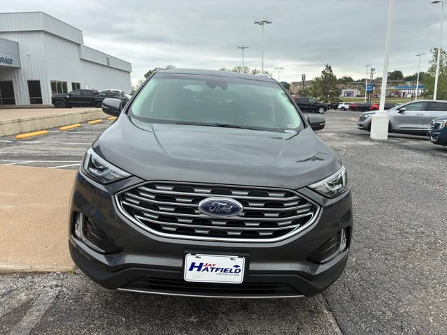 Used 2019 Ford Edge SEL w/ Equipment Group 201A image 3
