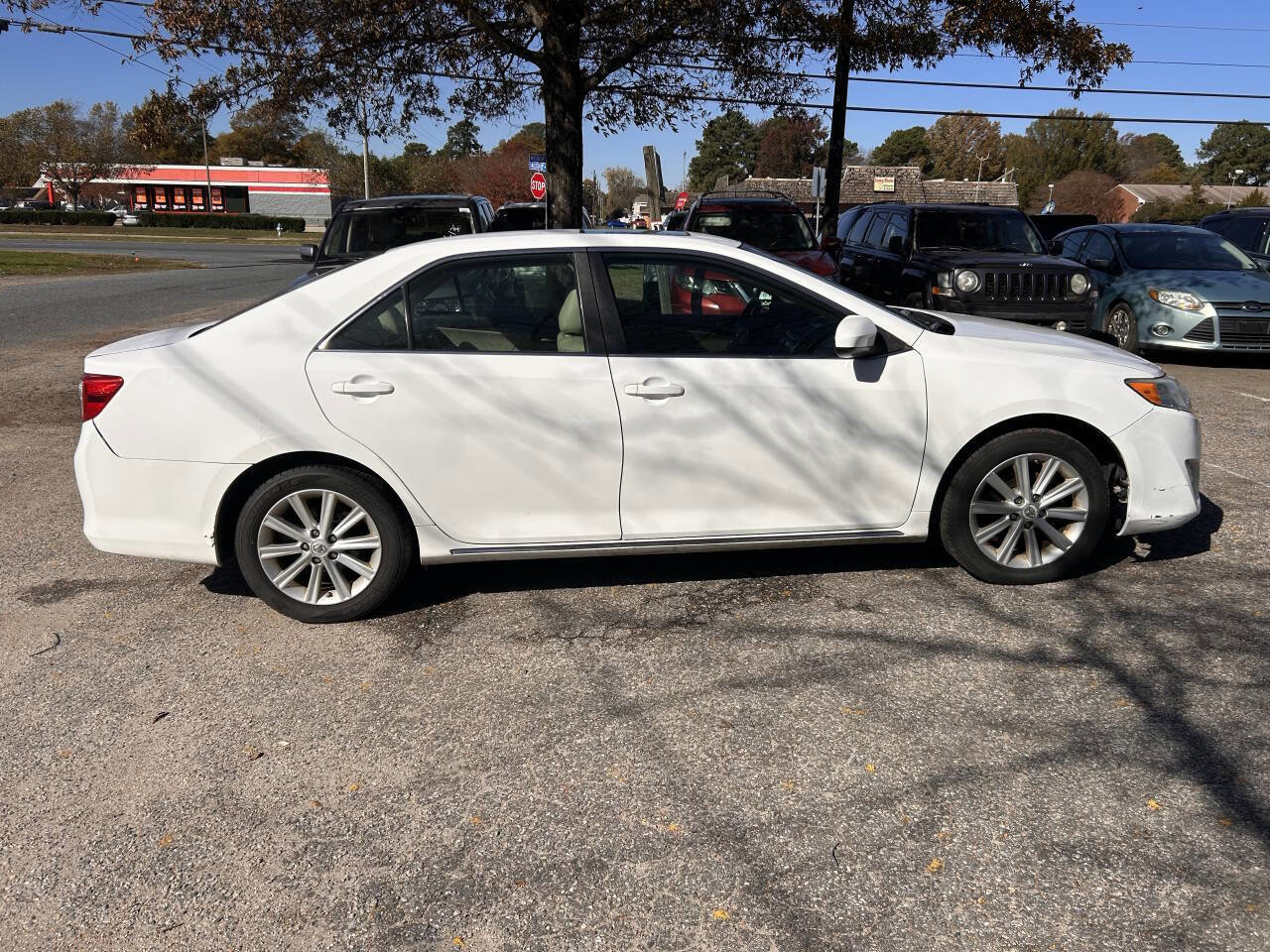 Used 2012 Toyota Camry XLE image 9
