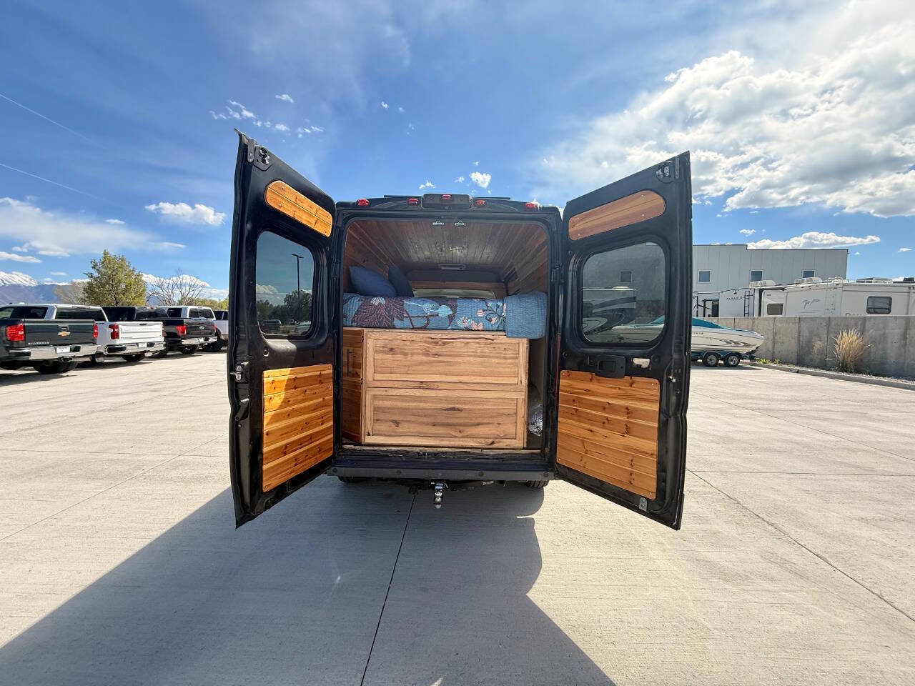 Used 2015 RAM ProMaster 2500 w/ Cargo Convenience Group FWD image 30