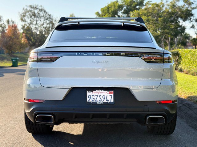 Used 2023 Porsche Cayenne Coupe image 6