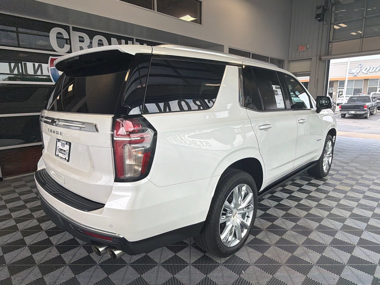 Used 2022 Chevrolet Tahoe High Country AWD/4WD image 6