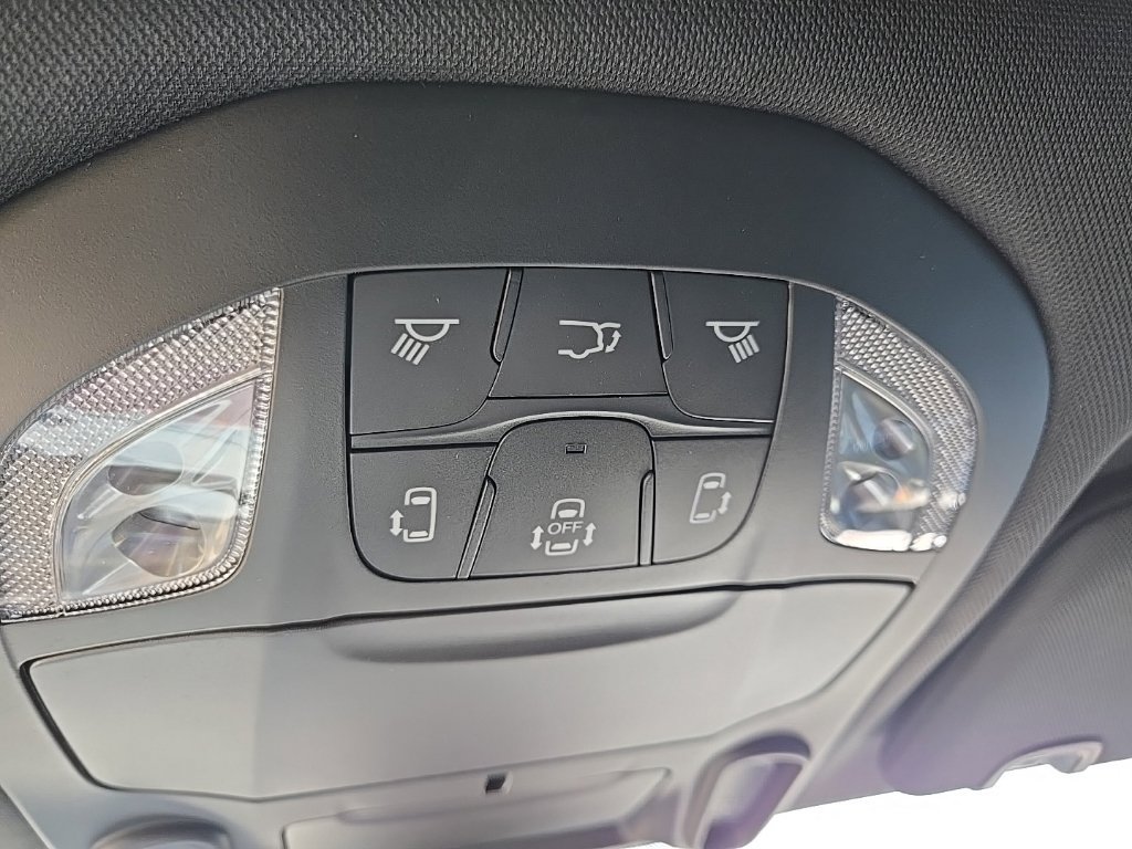New 2027 Chrysler Pacifica Select w/ Family Tech Group AWD/4WD image 68