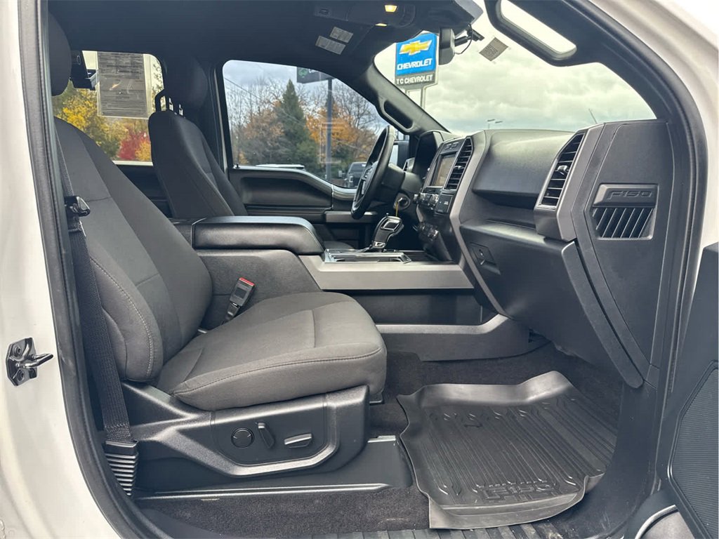 Used 2019 Ford F150 XLT w/ Equipment Group 302A Luxury image 15