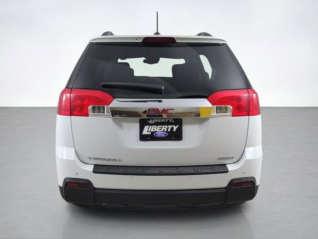 Used 2015 GMC Terrain SLE w/ Safety Package AWD/4WD image 4
