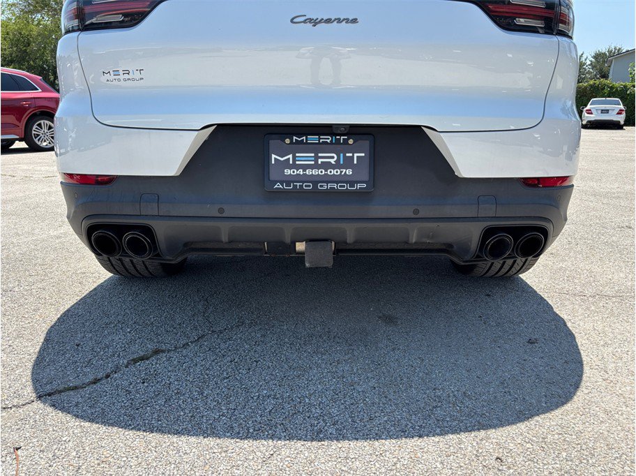 Used 2022 Porsche Cayenne Platinum Edition AWD/4WD image 13