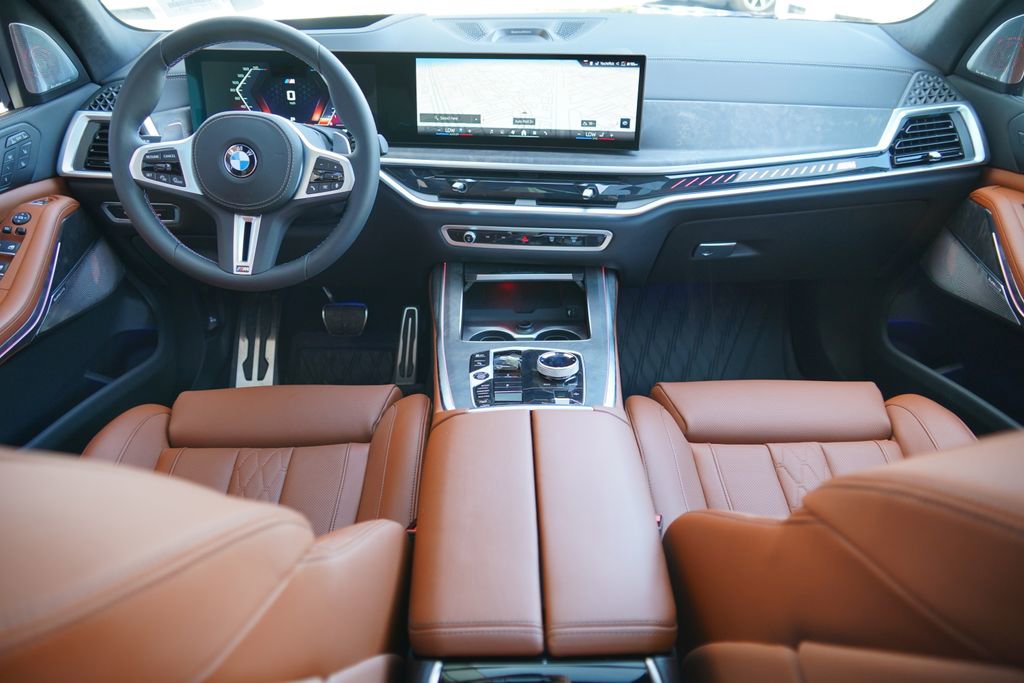 New 2026 BMW X7 M60i image 13