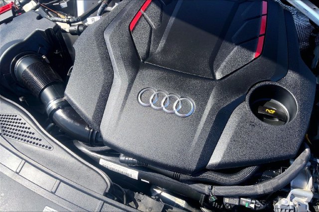 Used 2023 Audi S4 Premium Plus w/ Premium Plus Package AWD/4WD image 33