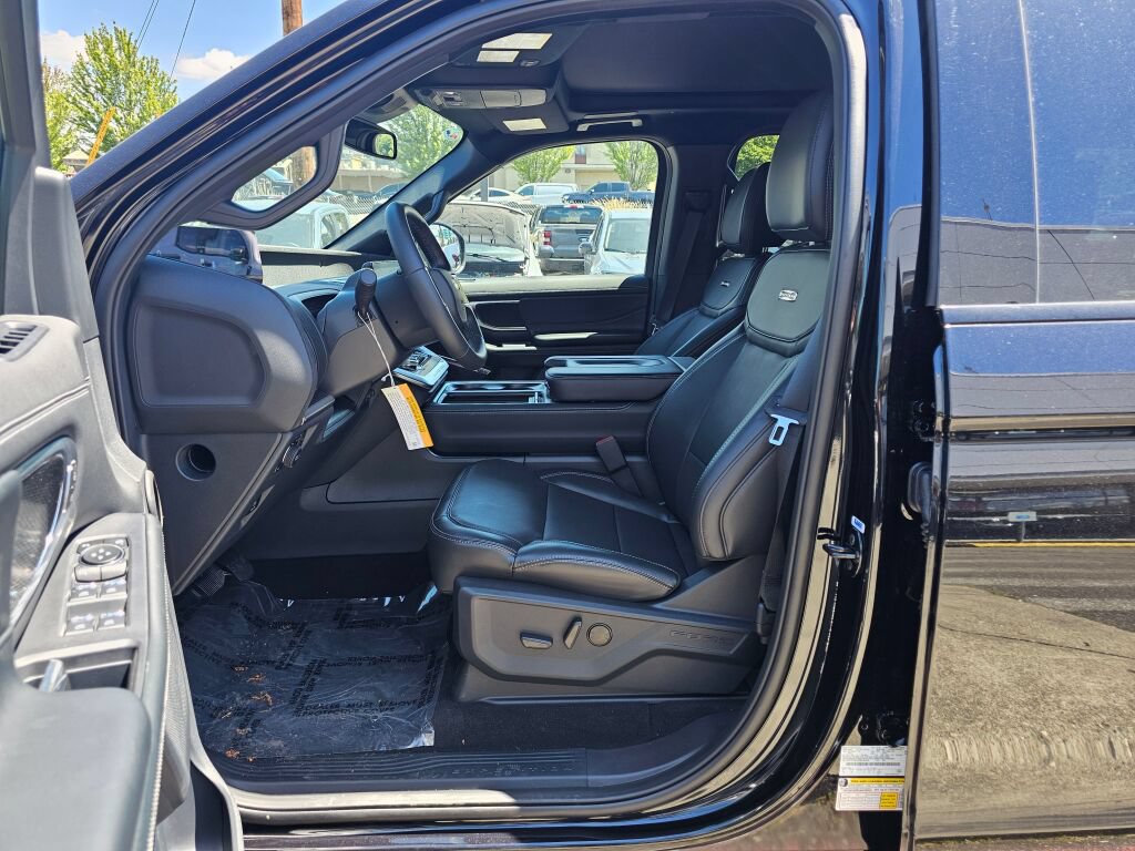 New 2026 Ford Expedition Max Platinum w/ Stealth Performance Package AWD/4WD image 15