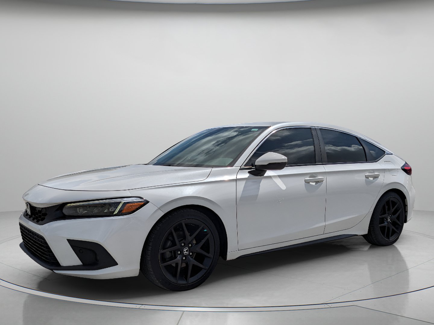 Used 2023 Honda Civic Sport Touring image 2