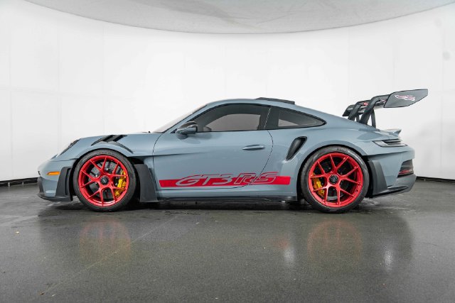 Used 2025 Porsche 911 GT3 RS RWD image 5