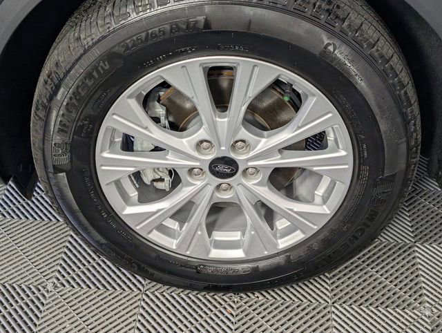 Used 2025 Ford Escape Active FWD image 8