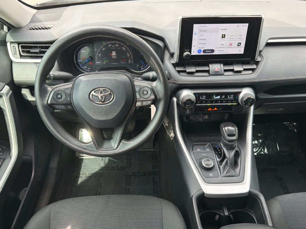 Used 2024 Toyota RAV4 LE AWD/4WD image 19