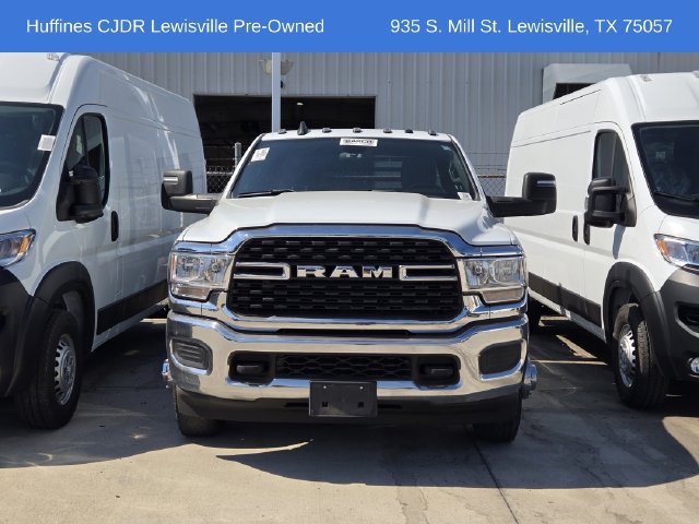 Used 2024 RAM 3500 SLT w/ Quick Order Package 2YG SLT AWD/4WD image 2
