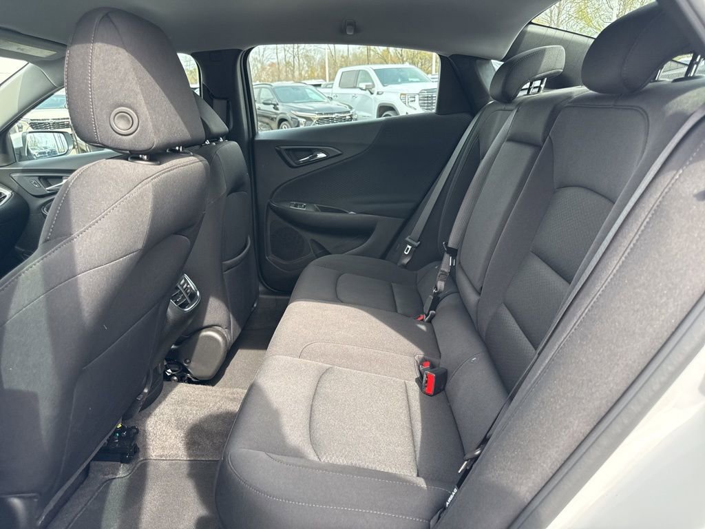 Used 2024 Chevrolet Malibu LT w/ Sport Edition image 11