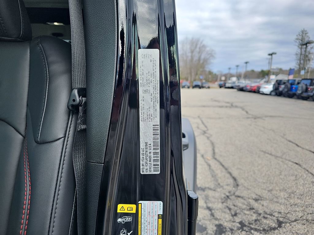 New 2026 Jeep Wrangler Unlimited Rubicon w/ Safety Group image 34