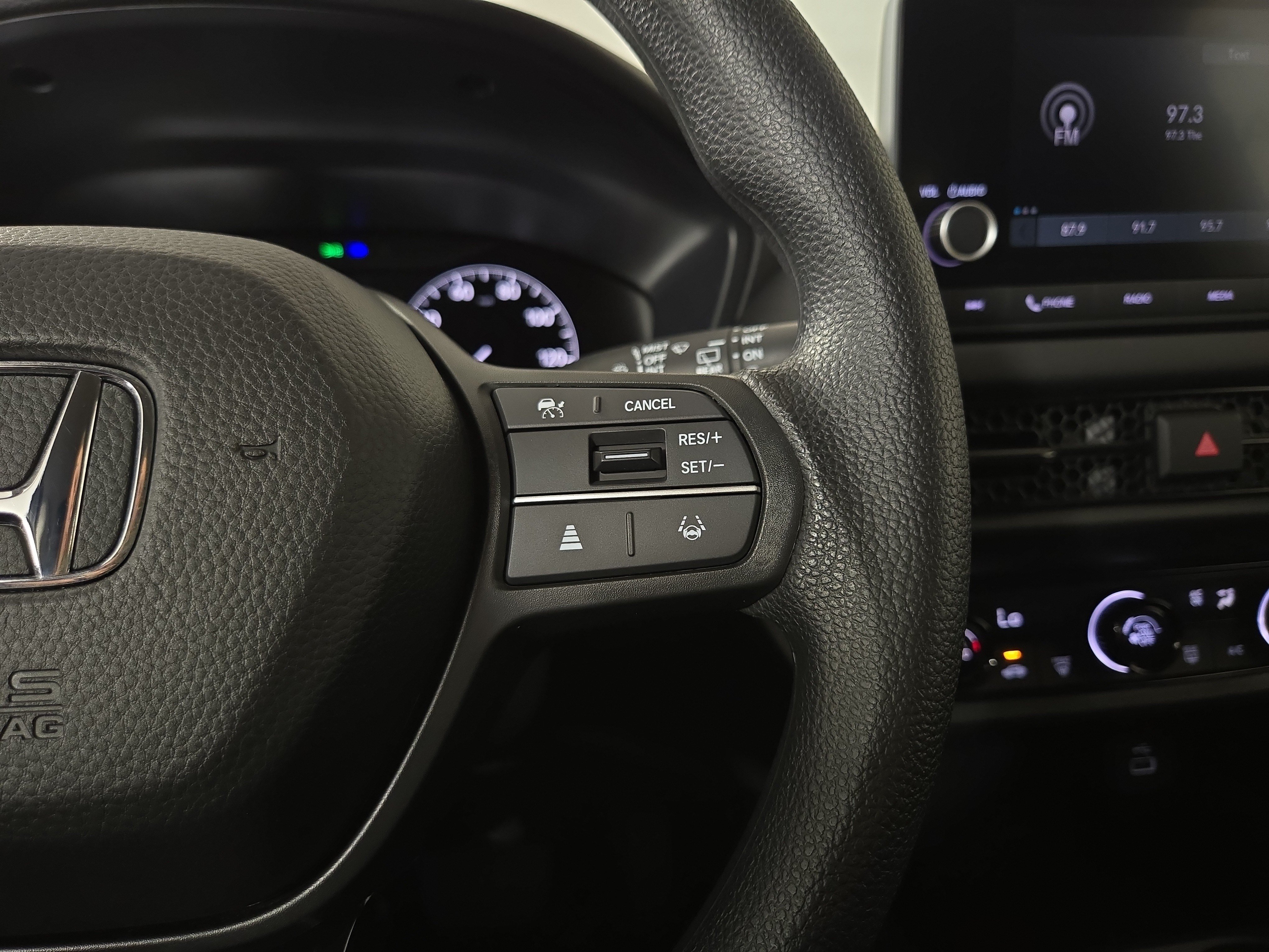 Used 2025 Honda HR-V LX image 16