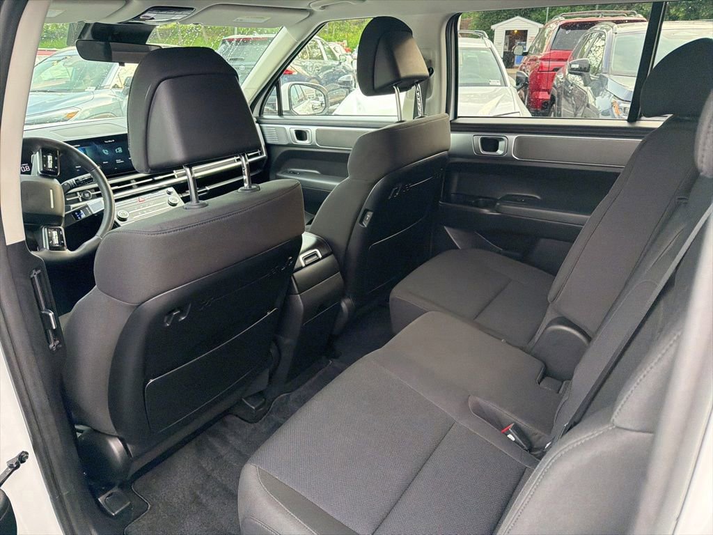 Used 2026 Hyundai Santa Fe SE AWD/4WD image 13