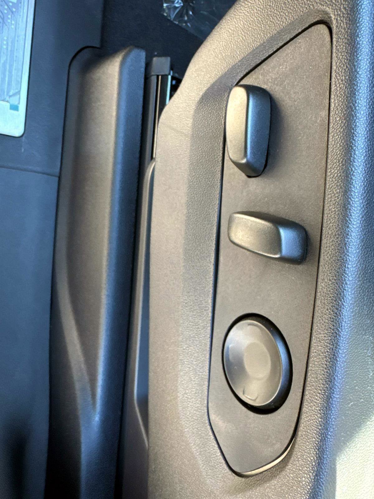 New 2026 Chevrolet Suburban High Country image 26