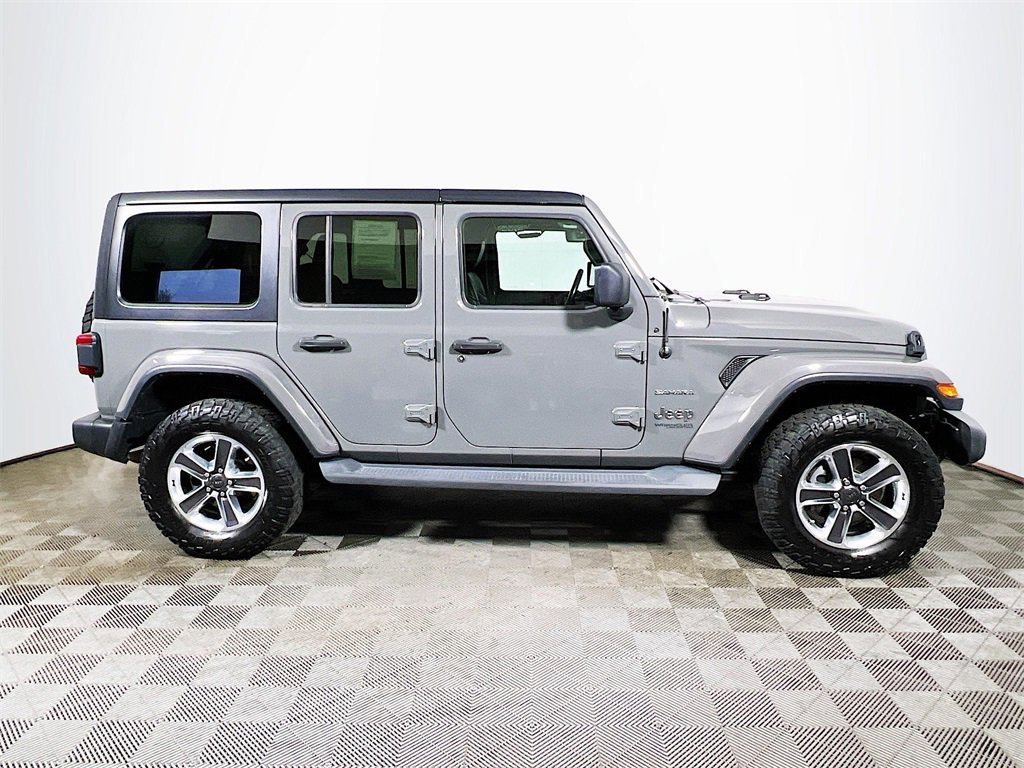 Used 2020 Jeep Wrangler Unlimited Sahara image 9
