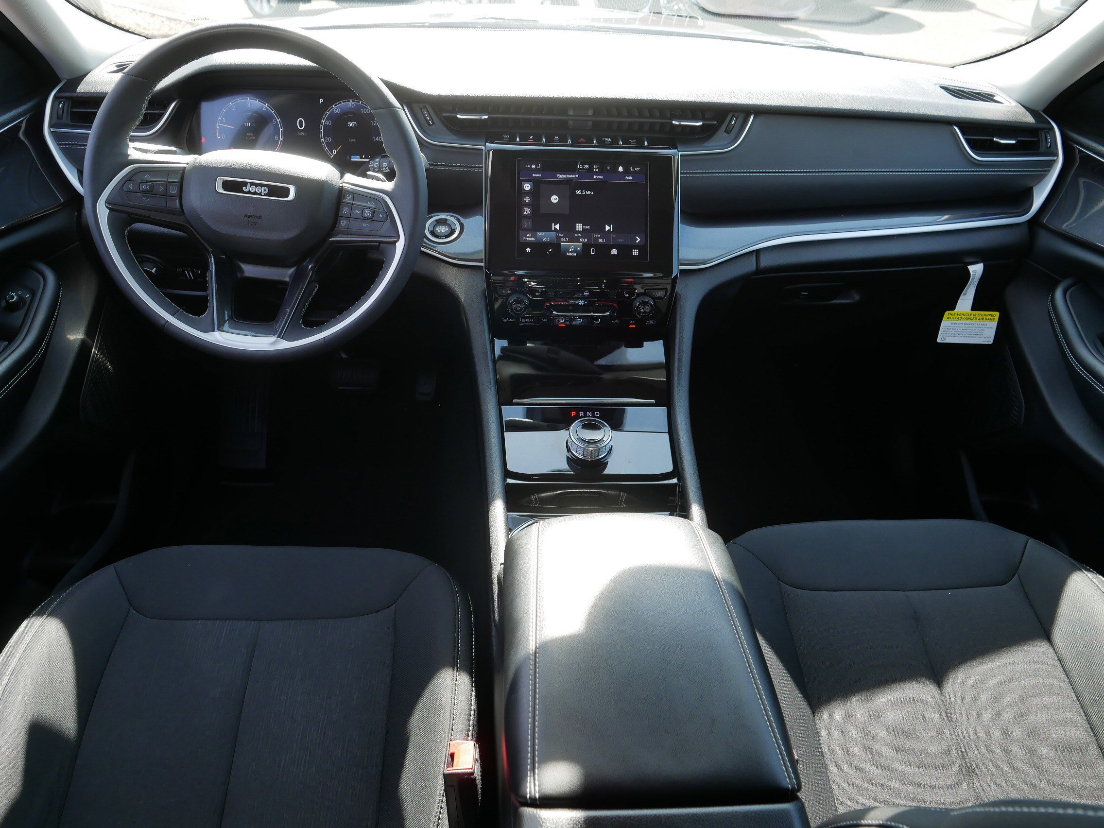 Used 2023 Jeep Grand Cherokee Laredo w/ Luxury Tech Group I image 10