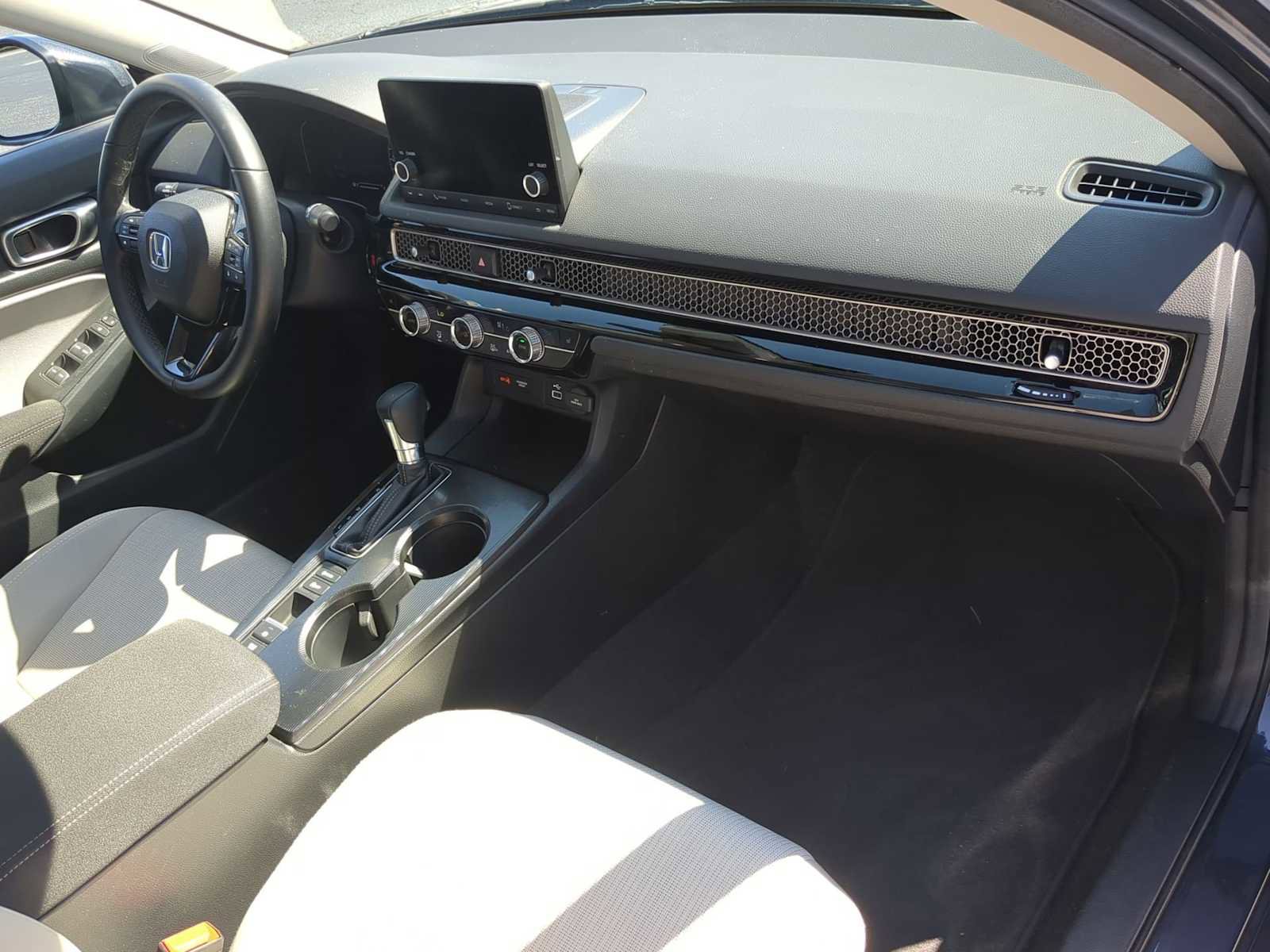 Used 2024 Honda Civic EX image 27
