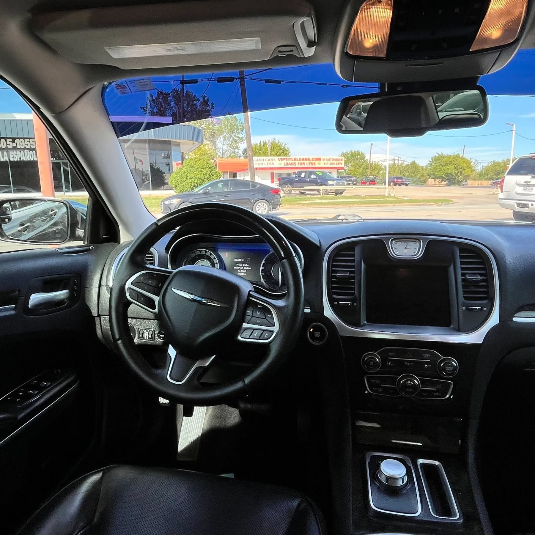 Used 2019 Chrysler 300 Limited w/ Safetytec Plus Group RWD image 10