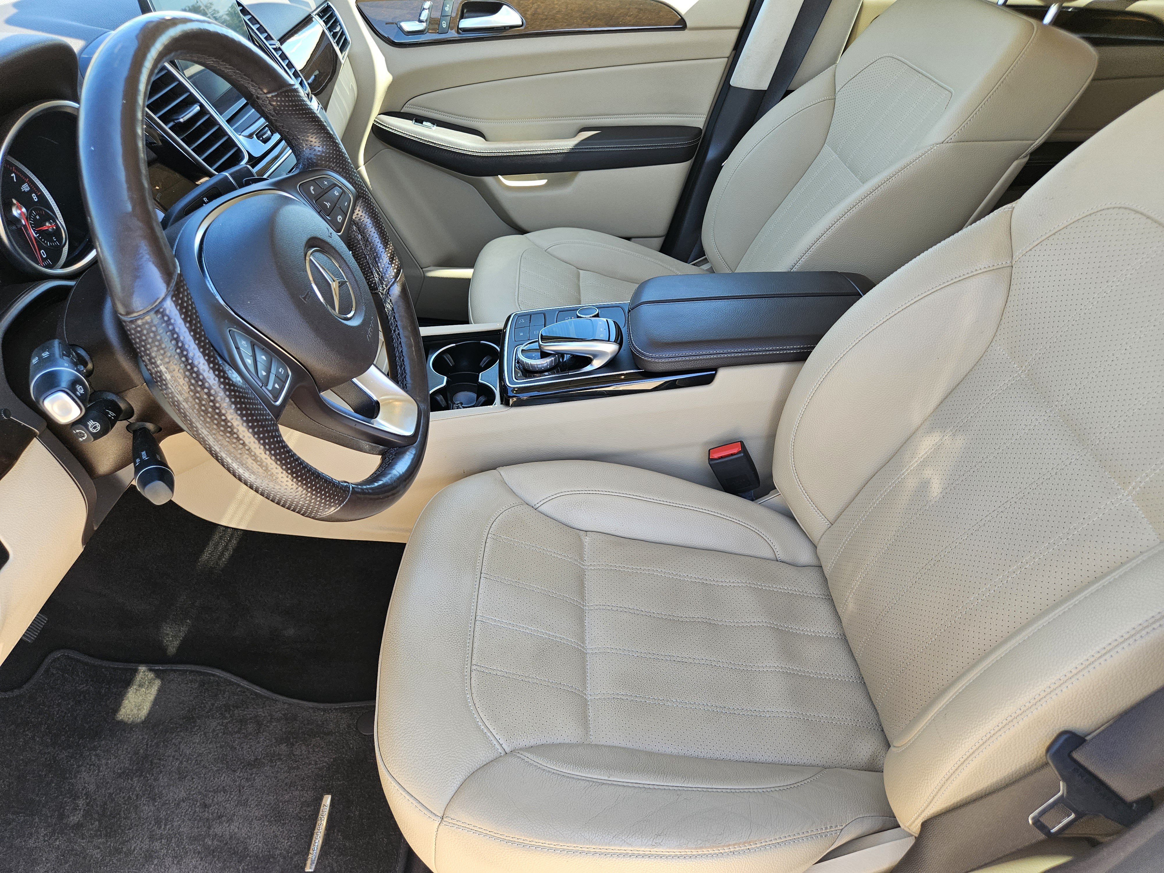 Used 2018 Mercedes-Benz GLE 350 4MATIC image 5