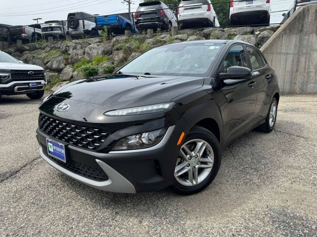 Certified 2023 Hyundai Kona SE w/ Cargo Package AWD/4WD image 2