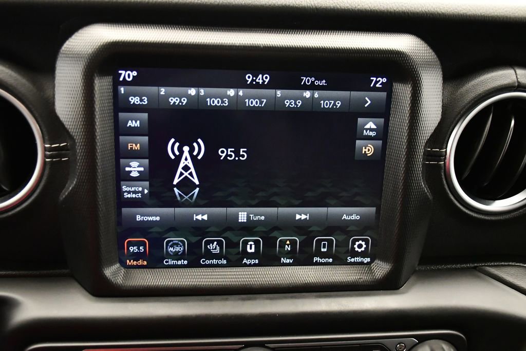 Used 2021 Jeep Wrangler Unlimited Sahara image 23