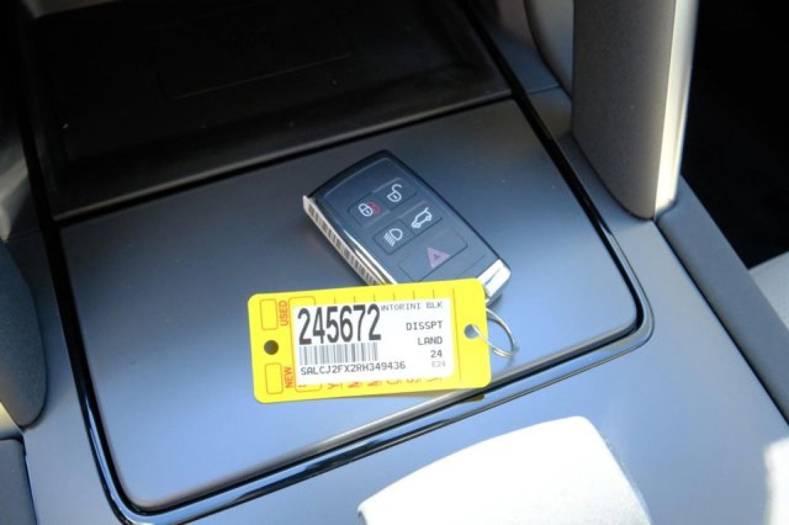 Used 2024 Land Rover Discovery Sport S image 27