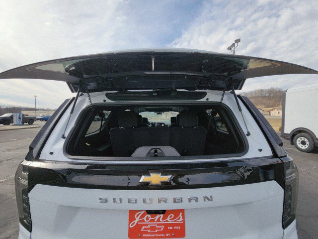 New 2026 Chevrolet Suburban High Country image 18