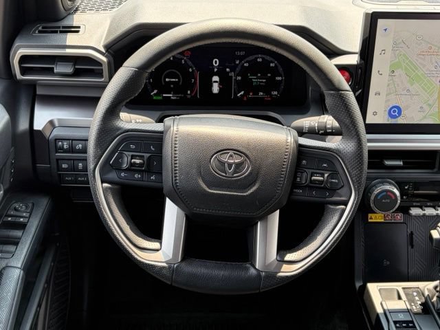 Used 2025 Toyota 4Runner TRD Off-Road Premium AWD/4WD image 42