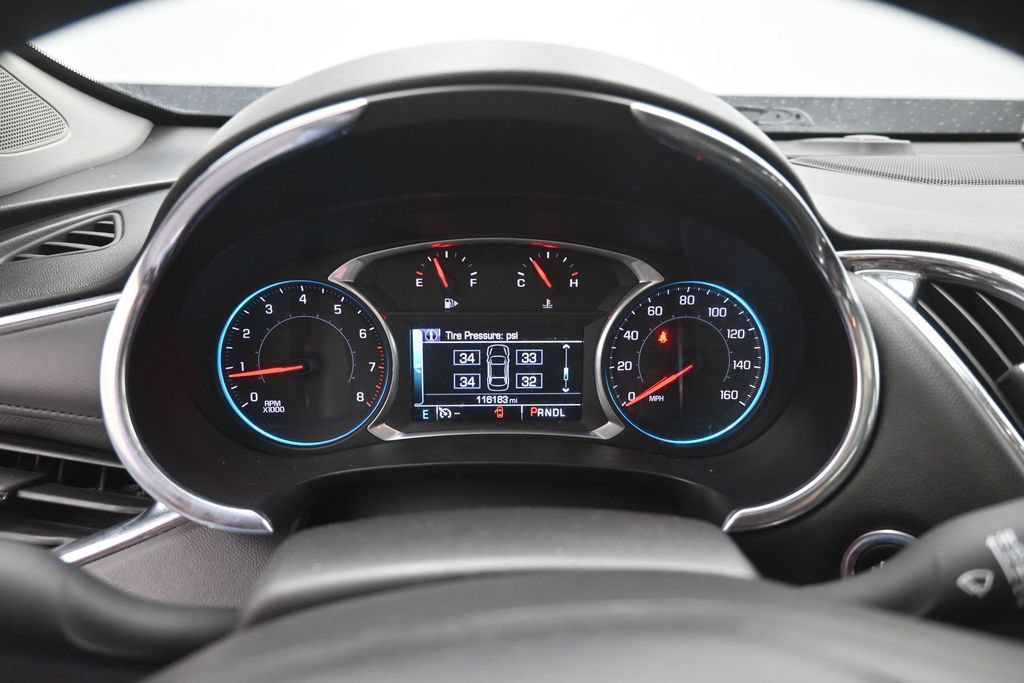 Used 2016 Chevrolet Malibu Premier FWD image 4