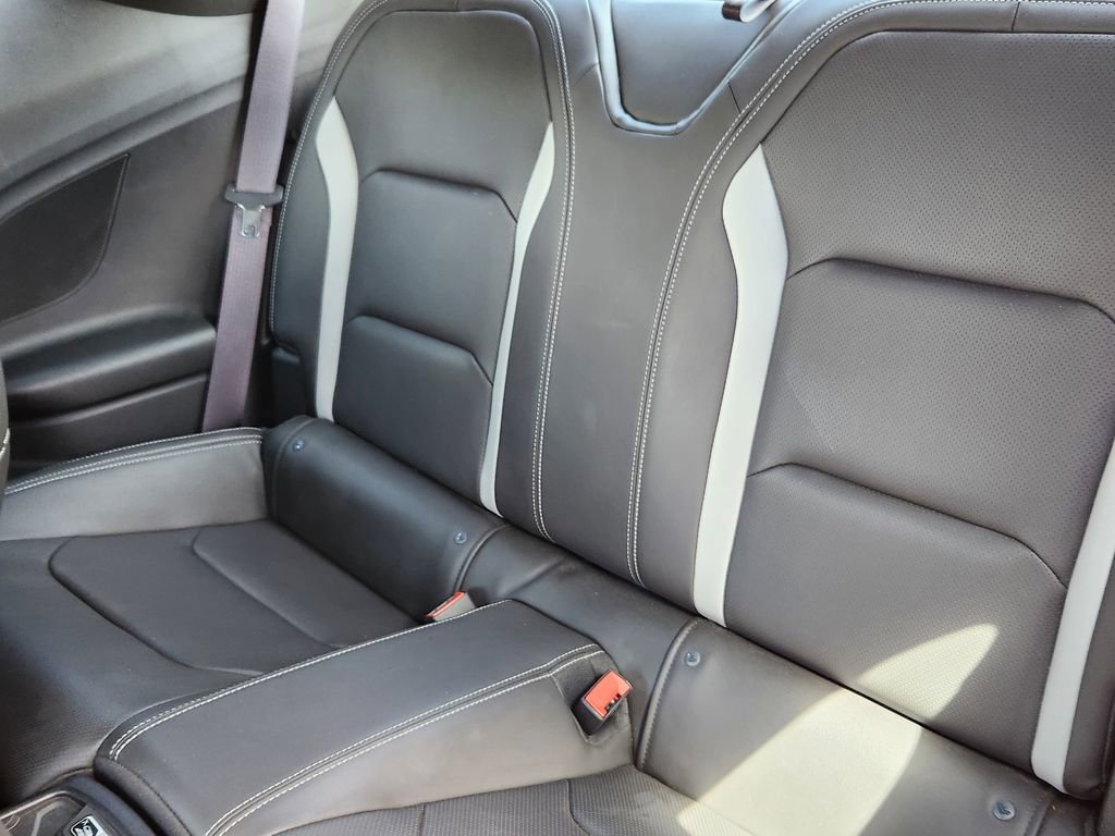 Used 2016 Chevrolet Camaro SS RWD image 10