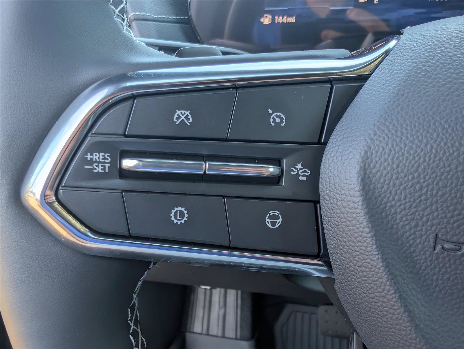 New 2026 Chevrolet Traverse LT w/ Enhanced Driving Package FWD image 24