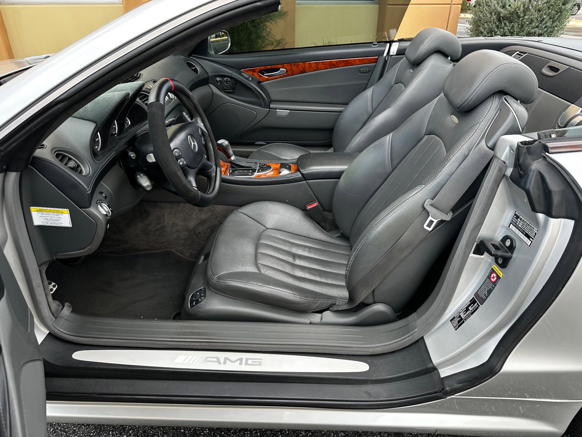 Used 2005 Mercedes-Benz SL 65 AMG image 35