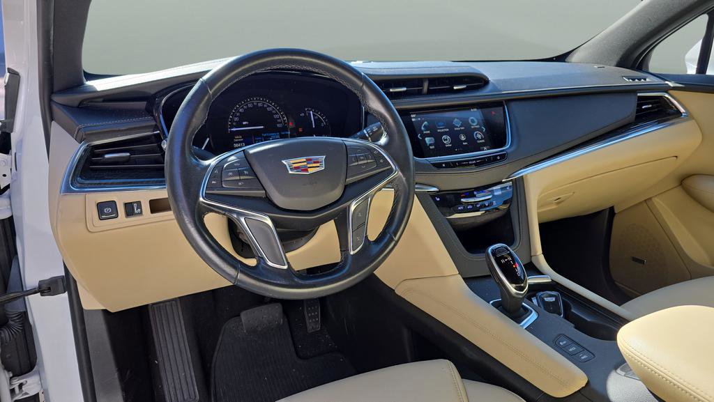 Used 2018 Cadillac XT5 AWD image 32