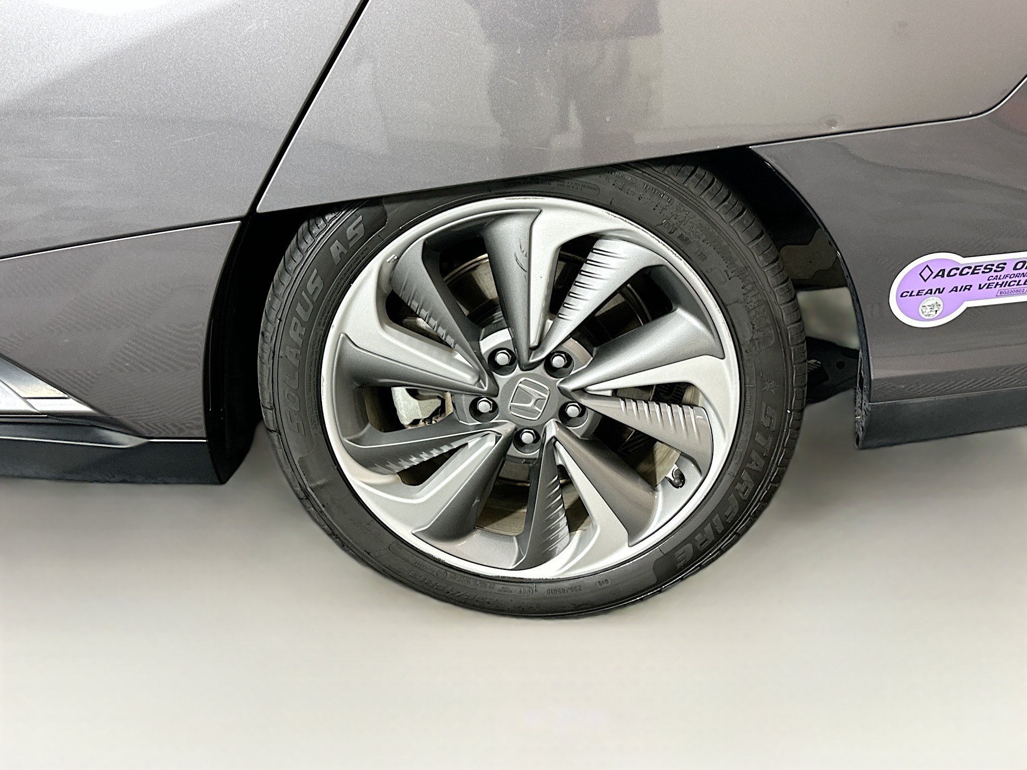 Used 2019 Honda Clarity Plug-In Hybrid image 11