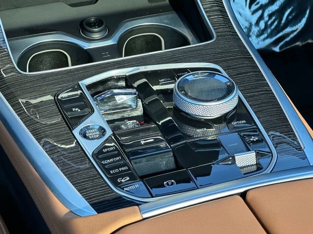 Used 2023 BMW X7 xDrive40i w/ Executive Package AWD/4WD image 5