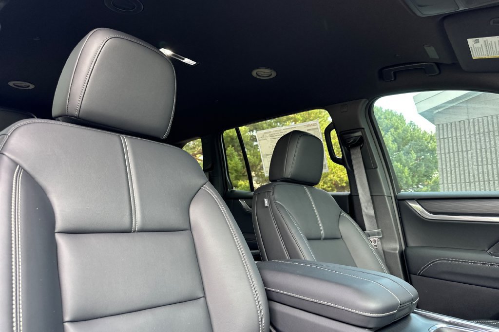 New 2026 GMC Acadia Elevation w/ Super Cruise Package AWD/4WD image 18