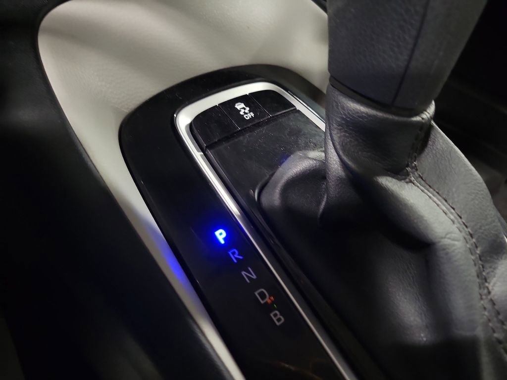 Used 2023 Toyota Corolla LE image 17
