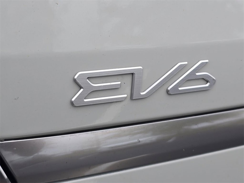 Used 2024 Kia EV6 Wind image 14